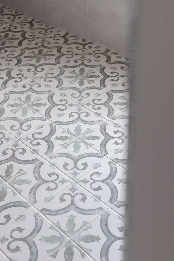 gallery grid image